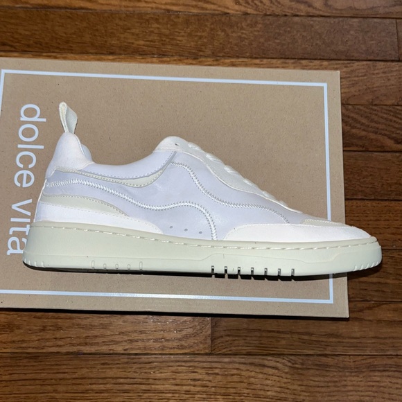 Dolce Vita Leather Adella Lace Up Sneakers Off White Women’s Size 8 - Picture 7 of 12